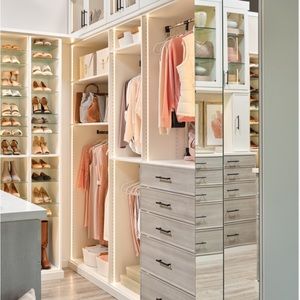 Meet your Posher, CRG!